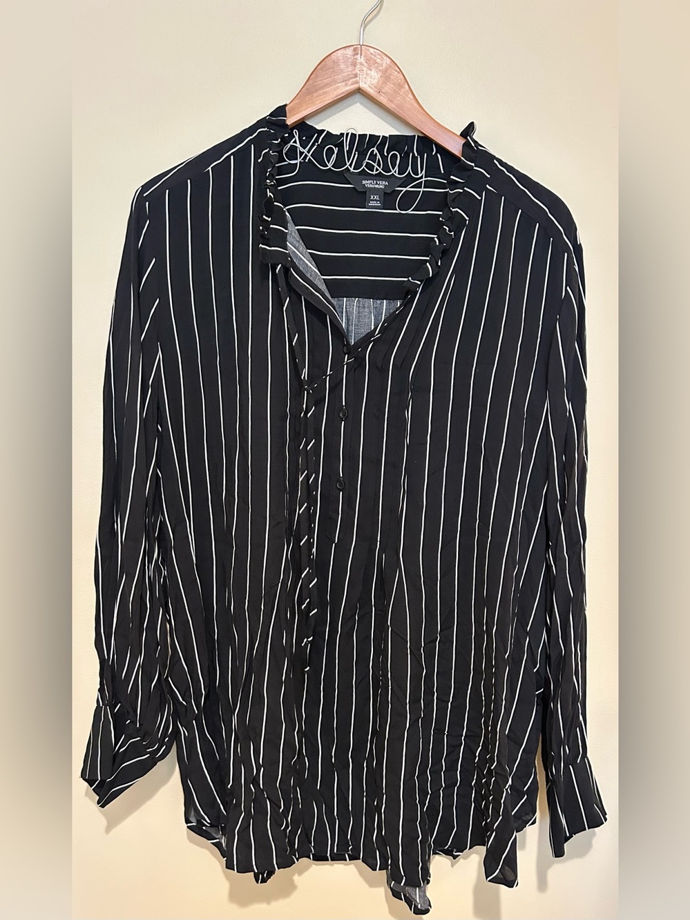 Simply Vera Vera Wang Women's Black Vertical Stripe Button-Down Shirt XXL - Picture 1 of 7